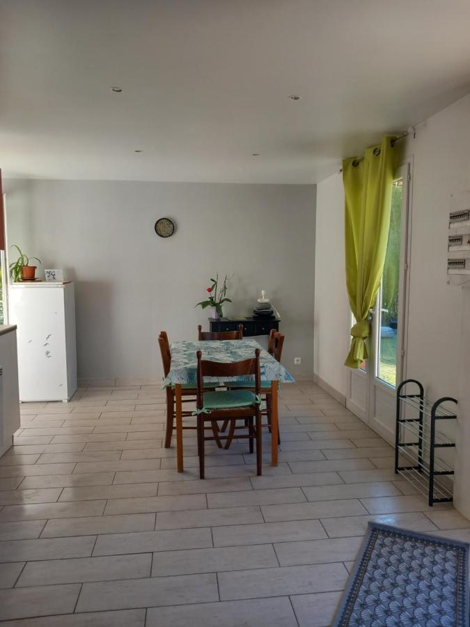 Petit Chalet En Bois Reynès Esterno foto